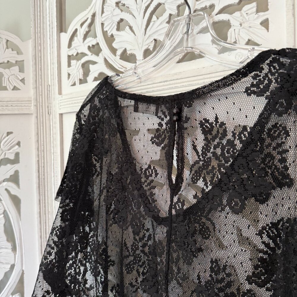 Black lace short cap sleeve lace peplum top Lane Bryant size 22/24 - Picture 5 of 9